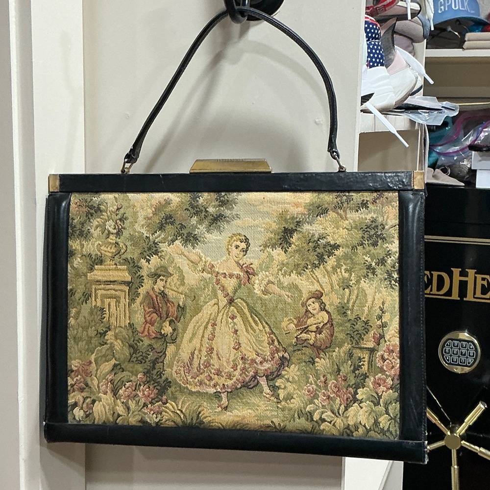 Elegant Tapestry Shoulder Bag with Black Accents